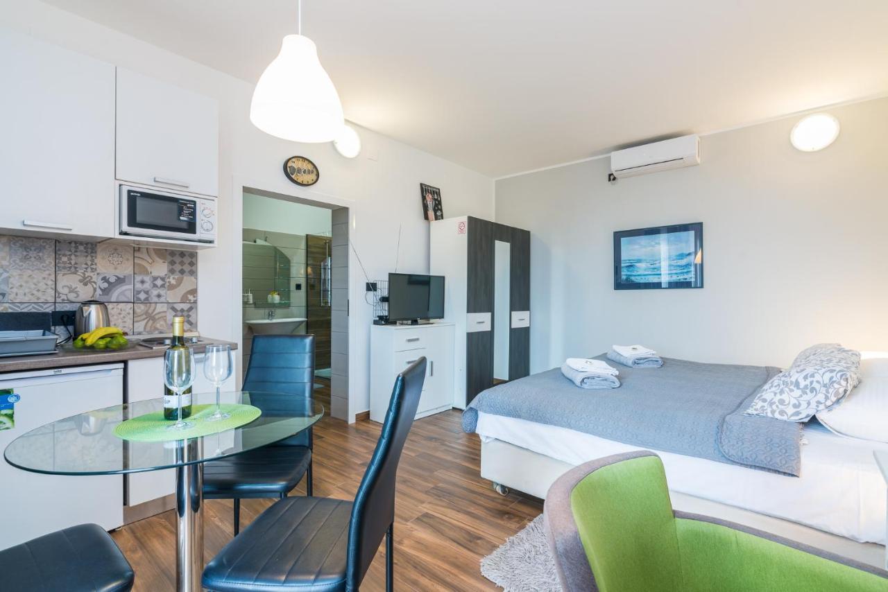 רייקה Apartman Chiara מראה חיצוני תמונה